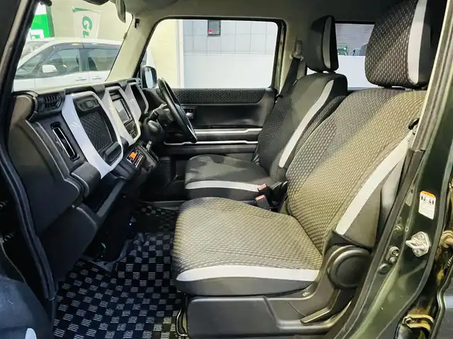 スズキ ハスラー HYBRID X 神奈川県 2020(令2)年 6.4万km クールカーキPM 登録時走行距離63168km/社外メモリナビ(型番MDV-D708)/　【CD/DVD/フルセグTV】/バックカメラ/ETC/前後ドライブレコーダー/衝突被害軽減ブレーキ/レーンキープアシスト/シートヒーター/オートライト/ヘッドライトレベライザー/フォグランプ/横滑り防止/アイドリングストップ/純正15インチアルミホイール /ウインカーミラー/純正フロアマット/リアプライバシーガラス/プッシュスタート/保証書