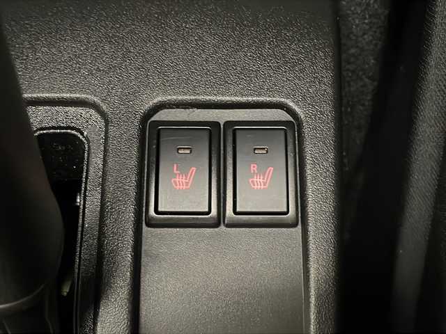 スズキ ジムニー XC 長野県 2023(令5)年 1.5万km ブルーイッシュブラックパール3 4WD/衝突被害軽減装置　/９インチナビ　/フルセグＴＶ　/バックカメラ　/ＥＴＣ　/クルーズコントロール　/前席シートヒーター　/ダウンヒルアシスト　/ＬＥＤヘッドライト　/オートライト　/スマートキー/プッシュスタート