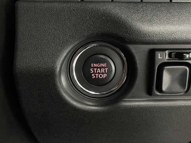 スズキ ジムニー XC 長野県 2023(令5)年 1.5万km ブルーイッシュブラックパール3 4WD/衝突被害軽減装置　/９インチナビ　/フルセグＴＶ　/バックカメラ　/ＥＴＣ　/クルーズコントロール　/前席シートヒーター　/ダウンヒルアシスト　/ＬＥＤヘッドライト　/オートライト　/スマートキー/プッシュスタート