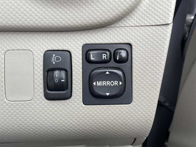 トヨタ ポルテ 130i Cパッケージ 静岡県 2008(平20)年 8.3万km シルバーマイカM 純正CDオーディオ/片側パワースライドドア/キーレス/ETC/純正フロアマット/電格ミラー/スペアキー/保証書/取扱説明書/H21/25/26/27/29/R1/3/5点検記録簿有