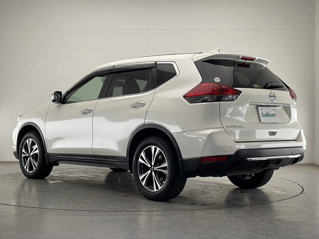 日産 エクストレイル 20Xi 宮崎県 2018(平30)年 9.6万km ブリリアントホワイトパール 禁煙車/エマージェンシーブレーキ/純正9型ナビTV/（MM518D-L/CD/DVD/MSV/Bluetooth/フルセグTV）/純正ドライブレコーダー/純正LEDオートライト/純正フォグ/純正18インチアルミ/純正フロアマット/プロパイロット/アラウンドビューモニター/クリアランスソナー/電子パーキング/オートホールド/ヒーテッドドアミラー/パワーバックドア/撥水カプロンシート/デュアルオートエアコン/インテリジェントキー/プッシュエンジンスタート/スペアキー/新車時保証書/取扱い説明書