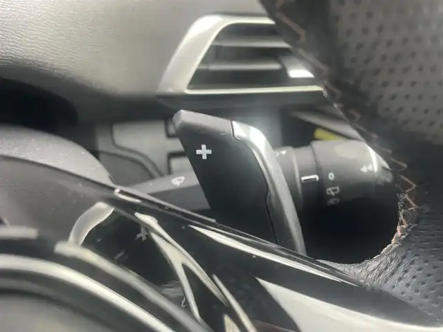 プジョー ５００８ GT ブルーHDi 宮崎県 2019(令1)年 7.3万km パールⅡ 純正ナビ/　AM/FM/BT/バックカメラ/衝突軽減ブレーキ　/レーンキープ　/インテリジェントハイビーム　/ブラインドスポットモニター　/パワーバックドア　/ＥＴＣ車載器　/ドライブレコーダー　/ＬＥＤヘッドライト　/フォグランプ/電動パーキング/スマートキー/プッシュスタート