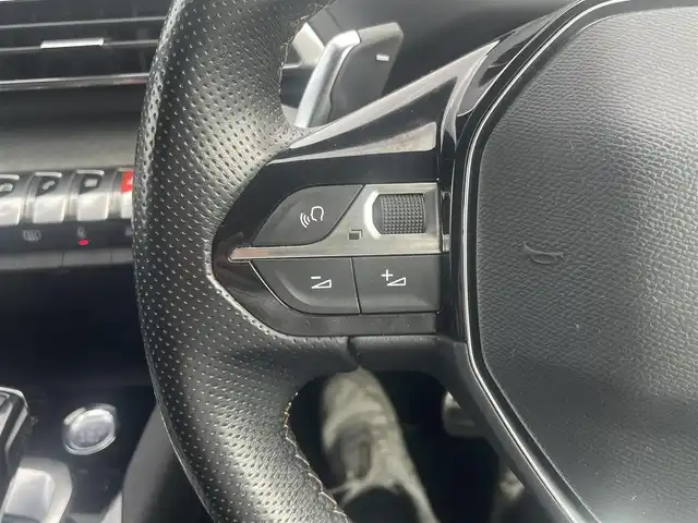 プジョー ５００８ GT ブルーHDi 宮崎県 2019(令1)年 7.3万km パールⅡ 純正ナビ/　AM/FM/BT/バックカメラ/衝突軽減ブレーキ　/レーンキープ　/インテリジェントハイビーム　/ブラインドスポットモニター　/パワーバックドア　/ＥＴＣ車載器　/ドライブレコーダー　/ＬＥＤヘッドライト　/フォグランプ/電動パーキング/スマートキー/プッシュスタート