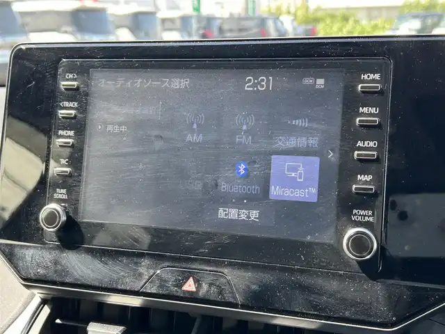 トヨタ ハリアー S 山形県 2022(令4)年 2.1万km ホワイトパールクリスタルシャイン 衝突被害軽減システム/純正ディスプレイオーディオ/　　【BT　USB AUX】/バックカメラ/追従型クルーズコントロール/純正17インチアルミホイール/純正フロアマット/LEDオートライト/ヘッドライトレベライザー/電動格納ウィンカーミラー/コーナーセンサー/ドアバイザー/レーンキープアシスト/スマートキー×２