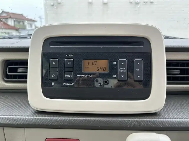 スズキ ラパン L 山形県 2016(平28)年 5.8万km シフォンアイボリーM 4WD/禁煙車/レーダーブレーキサポート/スマートキー/前席ヒートシーター/純正オーディオ/アイドリングストップ/ETC /プッシュスタート/盗難防止装置/横滑り軽減/ドアバイザー