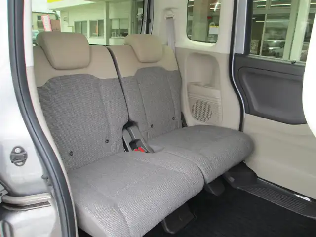 ホンダ Ｎ ＢＯＸ G L ホンダセンシング 千葉県 2018(平30)年 1.7万km ルナシルバーM ワンオーナー/純正SDナビ、バックカメラ/オーディオ【CD/SD/BT】/ホンダセンシング/パワースライドドア/LEDヘッドライト/純正ドライブレコーダー/ビルトインETC/オートライト/横滑り防止装置/12V180W電源/保証書/取扱説明書/スペアキー