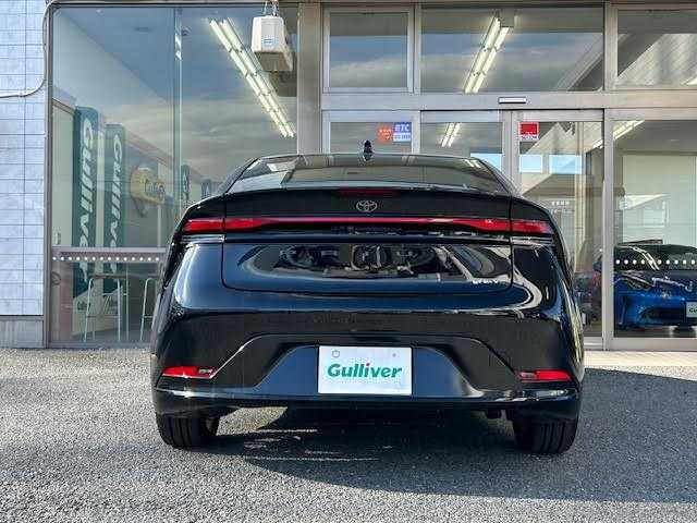 トヨタ プリウス Z 埼玉県 2024(令6)年 0.6万km アティチュードブラックマイカ パノラマルーフ/パワーバックドア/12.3型ディスプレイオーディオプラス/コネクティッドナビ/フルセグTV/アラウンドビューモニター/アドバンスドパーク/レーダークルーズコントロール/レーンアシスト/デジタルインナーミラー/ブラインドスポットモニター/シートヒーター/シートベンチレーション/ステアリングヒーター/パワーシート/LEDヘッドライト/オートハイビーム/ビルトインETC/オートブレーキホールド/横滑り防止機能/ワイヤレス充電/AC100V/純正19インチアルミホイール/純正フロアマット/保証書/取扱説明書/スペアキー