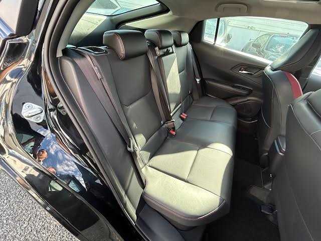 トヨタ プリウス Z 埼玉県 2024(令6)年 0.6万km アティチュードブラックマイカ パノラマルーフ/パワーバックドア/12.3型ディスプレイオーディオプラス/コネクティッドナビ/フルセグTV/アラウンドビューモニター/アドバンスドパーク/レーダークルーズコントロール/レーンアシスト/デジタルインナーミラー/ブラインドスポットモニター/シートヒーター/シートベンチレーション/ステアリングヒーター/パワーシート/LEDヘッドライト/オートハイビーム/ビルトインETC/オートブレーキホールド/横滑り防止機能/ワイヤレス充電/AC100V/純正19インチアルミホイール/純正フロアマット/保証書/取扱説明書/スペアキー