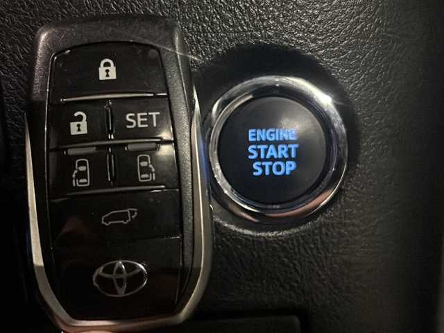 トヨタ アルファード S Cパッケージ 沖縄県 2020(令2)年 5万km スパークリングブラックパールクリスタルシャイン ディスプレイオーディオ(Bluetooth)/プリクラッシュセーフティ/レーダークルーズコントロール/ウィンカーミラー/両側パワースライドドア/パワーバックドア/ＬＥＤヘッドライト/フォグライト/ビルトインＥＴＣ