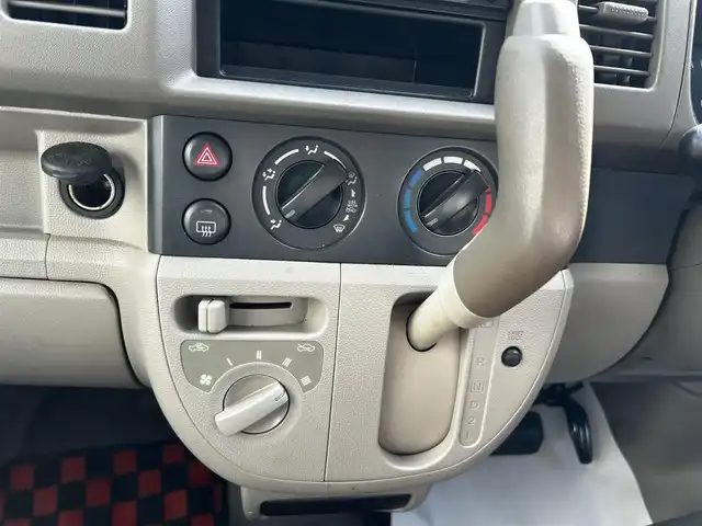 スズキ エブリイ PA 和歌山県 2014(平26)年 7.2万km スペリアホワイト VWバス仕様/社外ナビ/ドライブレコーダー/社外シートカバー