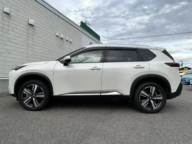 日産 エクストレイル G e－4ORCE 山形県 2023(令5)年 5万km ブリリアントホワイトパール 4WD/アダプティブクルーズ/純正12.3インチナビ/フルセグTV/FM/AM/BT/プロパイロット/シートヒーター/前後ドライブレコーダー/インテリジェントトレースコントロール/アドバンスヒルディセントコントロール/車線逸脱防止支援システム/後側方衝突防止支援システム/LEDヘッドライト/オートライト/オートハイビーム/電動パーキングブレーキ/パワーシート/パワーバックドア/パーキングアシスト/ETC/純正19インチAW
