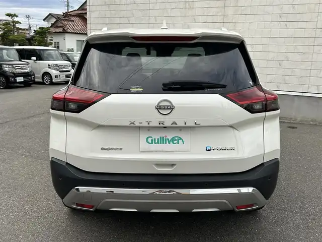 日産 エクストレイル G e－4ORCE 山形県 2023(令5)年 5万km ブリリアントホワイトパール 4WD/アダプティブクルーズ/純正12.3インチナビ/フルセグTV/FM/AM/BT/プロパイロット/シートヒーター/前後ドライブレコーダー/インテリジェントトレースコントロール/アドバンスヒルディセントコントロール/車線逸脱防止支援システム/後側方衝突防止支援システム/LEDヘッドライト/オートライト/オートハイビーム/電動パーキングブレーキ/パワーシート/パワーバックドア/パーキングアシスト/ETC/純正19インチAW