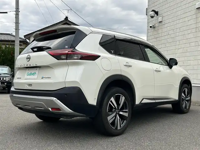 日産 エクストレイル G e－4ORCE 山形県 2023(令5)年 5万km ブリリアントホワイトパール 4WD/アダプティブクルーズ/純正12.3インチナビ/フルセグTV/FM/AM/BT/プロパイロット/シートヒーター/前後ドライブレコーダー/インテリジェントトレースコントロール/アドバンスヒルディセントコントロール/車線逸脱防止支援システム/後側方衝突防止支援システム/LEDヘッドライト/オートライト/オートハイビーム/電動パーキングブレーキ/パワーシート/パワーバックドア/パーキングアシスト/ETC/純正19インチAW