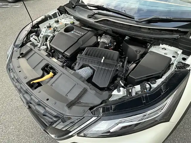 日産 エクストレイル G e－4ORCE 山形県 2023(令5)年 5万km ブリリアントホワイトパール 4WD/アダプティブクルーズ/純正12.3インチナビ/フルセグTV/FM/AM/BT/プロパイロット/シートヒーター/前後ドライブレコーダー/インテリジェントトレースコントロール/アドバンスヒルディセントコントロール/車線逸脱防止支援システム/後側方衝突防止支援システム/LEDヘッドライト/オートライト/オートハイビーム/電動パーキングブレーキ/パワーシート/パワーバックドア/パーキングアシスト/ETC/純正19インチAW