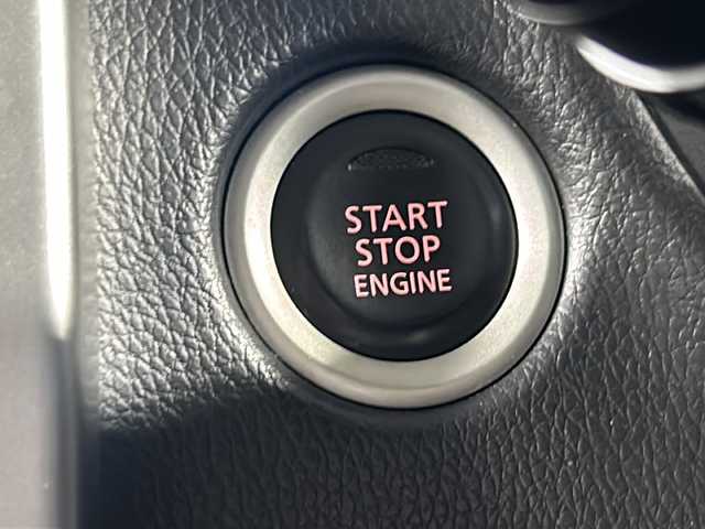 日産 デイズ HWS X Vセレ +SeftyⅡ 沖縄県 2015(平27)年 8万km ブラック 県外仕入 /禁煙車 /純正ナビ(Bluetooth/TV/ラジオ/CD/DVD/USB)/アラウンドビューモニター /エマージェンシーブレーキ /踏み間違衝突防止アシスト /アイドリングストップ /VDC (車両挙動安定化システム)/アイドリングストップ/純正フロアマット/純正ドアバイザー/革巻きステアリング/純正14インチAW/HIDヘッドライト