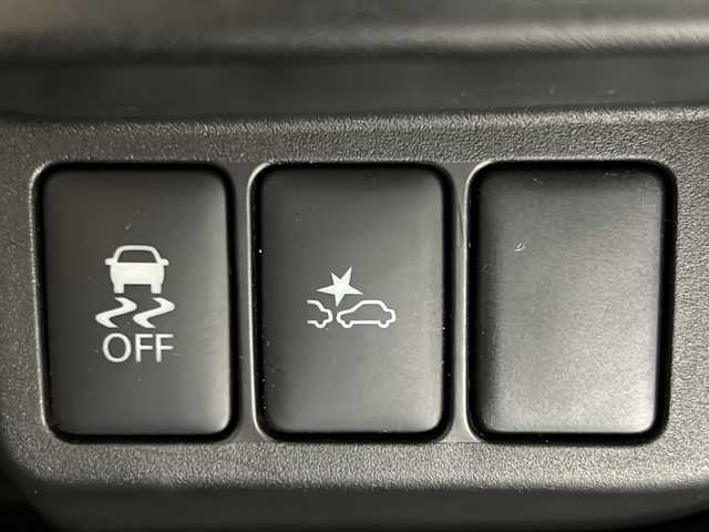 日産 デイズ HWS X Vセレ +SeftyⅡ 沖縄県 2015(平27)年 8万km ブラック 県外仕入 /禁煙車 /純正ナビ(Bluetooth/TV/ラジオ/CD/DVD/USB)/アラウンドビューモニター /エマージェンシーブレーキ /踏み間違衝突防止アシスト /アイドリングストップ /VDC (車両挙動安定化システム)/アイドリングストップ/純正フロアマット/純正ドアバイザー/革巻きステアリング/純正14インチAW/HIDヘッドライト