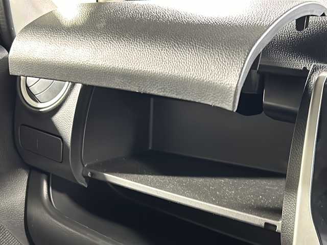 日産 デイズ HWS X Vセレ +SeftyⅡ 沖縄県 2015(平27)年 8万km ブラック 県外仕入 /禁煙車 /純正ナビ(Bluetooth/TV/ラジオ/CD/DVD/USB)/アラウンドビューモニター /エマージェンシーブレーキ /踏み間違衝突防止アシスト /アイドリングストップ /VDC (車両挙動安定化システム)/アイドリングストップ/純正フロアマット/純正ドアバイザー/革巻きステアリング/純正14インチAW/HIDヘッドライト