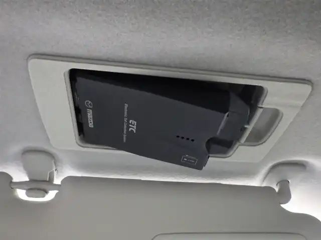 マツダ デミオ XD ツーリング 千葉県 2015(平27)年 3.3万km ブルーリフレックスマイカ スマートシティブレーキサポート/クルーズコントロール/ブラインドスポットモニタリング/i-stop/アクティブ・ドライビング・ディスプレイ/純正SDナビ/地デジTV/【DVD/CD再生機能　Bluetooth接続】/バックドア/ドライブレコーダー/革巻きステアリング/ステアリングスイッチ/ETC/LEDヘッドライト/フォグライト/ウインカーミラー/純正16インチアルミホイル/サイド/カーテンエアバッグ/アドバンストキーレスエントリー