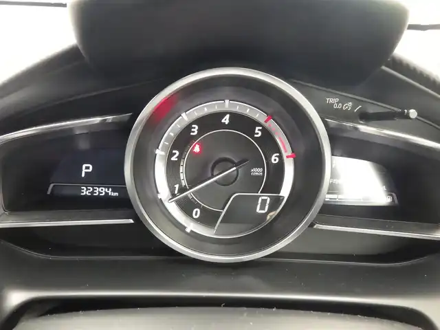 マツダ デミオ XD ツーリング 千葉県 2015(平27)年 3.3万km ブルーリフレックスマイカ スマートシティブレーキサポート/クルーズコントロール/ブラインドスポットモニタリング/i-stop/アクティブ・ドライビング・ディスプレイ/純正SDナビ/地デジTV/【DVD/CD再生機能　Bluetooth接続】/バックドア/ドライブレコーダー/革巻きステアリング/ステアリングスイッチ/ETC/LEDヘッドライト/フォグライト/ウインカーミラー/純正16インチアルミホイル/サイド/カーテンエアバッグ/アドバンストキーレスエントリー