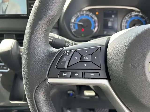 日産 ルークス ハイウェイスター X 愛媛県 2023(令5)年 1.8万km スパークリングレッド/ブラック Strada7型ナビ/全周囲カメラ/左側電動スライドドア/左側ハンズフリースライド/セーフティシールド/衝突被害軽減装置/車線逸脱防止装置/クリアランスソナー/リアサーキュレーター/アイドリングストップ/LEDヘッドライト/ステアリングリモコン/純正ドアバイザー/フロアマット/電格ミラー/シガーソケット/ヘッドライトレベライザー/現状サマー(純正AW)(155/65/R14)/YOKOHAMA BleEarth-GT AE51/禁煙車