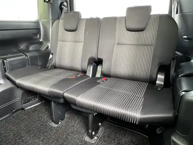 トヨタ ヴォクシー ZS 煌 道央・札幌 2018(平30)年 9.2万km ブラック ４WD/ワンオーナー/寒冷地仕様/ALPINEナビ/CD/DVD/BT/フルセグ/ALPINEフリップダウンモニター/トヨタセーフティセンス/プリクラッシュセーフティ/横滑り防止装置/クルーズコントロール/レーンキープアシスト/バックカメラ/ビルトインETC/アイドリングストップ/ワイパーデアイサー/ECOMODE/両側パワースライドドア/革巻きステアリング/ステアリングリモコン/MTモード付AT/プッシュスタート/スマートキー/リモートスタート/LEDヘッドライト/オートライト/オートハイビーム/フォグランプ/電動格納ミラー/ウィンカーミラー/っ純正フロアマット/ドアバイザー/スペアキー/社外AW付冬タイヤ積込/195/65/R15/2021年/山7mm