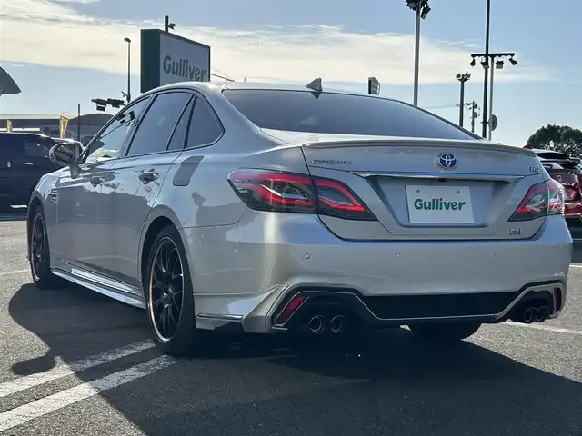 トヨタ クラウン ハイブリッド RS アドバンス 長崎県 2018(平30)年 3.4万km シルバーM 〇純正ナビ/〇フルセグTV/〇バックカメラ/〇パノラマビューモニター/〇ビルトインETC/〇ドライブレコーダー/〇レーダークルーズコントロール/〇コーナーセンサー/〇セーフティセンス/〇ブラインドスポットモニター/〇三眼LEDヘッドランプ/〇革巻きステアリングホイール/〇ステアリングヒーター/〇パドルシフト/〇ブラック合皮/ブランノーブコンビシート/〇パワーシート/シートヒーター/〇スマートエントリー/スタートシステム/〇スペアキー/〇禁煙車