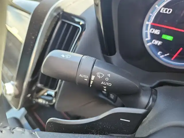 トヨタ クラウン ハイブリッド RS アドバンス 長崎県 2018(平30)年 3.4万km シルバーM 〇純正ナビ/〇フルセグTV/〇バックカメラ/〇パノラマビューモニター/〇ビルトインETC/〇ドライブレコーダー/〇レーダークルーズコントロール/〇コーナーセンサー/〇セーフティセンス/〇ブラインドスポットモニター/〇三眼LEDヘッドランプ/〇革巻きステアリングホイール/〇ステアリングヒーター/〇パドルシフト/〇ブラック合皮/ブランノーブコンビシート/〇パワーシート/シートヒーター/〇スマートエントリー/スタートシステム/〇スペアキー/〇禁煙車