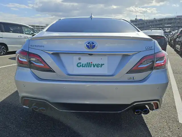トヨタ クラウン ハイブリッド RS アドバンス 長崎県 2018(平30)年 3.4万km シルバーM 〇純正ナビ/〇フルセグTV/〇バックカメラ/〇パノラマビューモニター/〇ビルトインETC/〇ドライブレコーダー/〇レーダークルーズコントロール/〇コーナーセンサー/〇セーフティセンス/〇ブラインドスポットモニター/〇三眼LEDヘッドランプ/〇革巻きステアリングホイール/〇ステアリングヒーター/〇パドルシフト/〇ブラック合皮/ブランノーブコンビシート/〇パワーシート/シートヒーター/〇スマートエントリー/スタートシステム/〇スペアキー/〇禁煙車