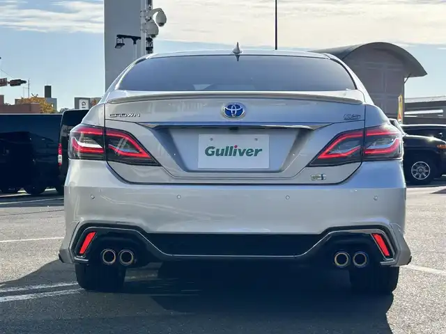 トヨタ クラウン ハイブリッド RS アドバンス 長崎県 2018(平30)年 3.4万km シルバーM 〇純正ナビ/〇フルセグTV/〇バックカメラ/〇パノラマビューモニター/〇ビルトインETC/〇ドライブレコーダー/〇レーダークルーズコントロール/〇コーナーセンサー/〇セーフティセンス/〇ブラインドスポットモニター/〇三眼LEDヘッドランプ/〇革巻きステアリングホイール/〇ステアリングヒーター/〇パドルシフト/〇ブラック合皮/ブランノーブコンビシート/〇パワーシート/シートヒーター/〇スマートエントリー/スタートシステム/〇スペアキー/〇禁煙車