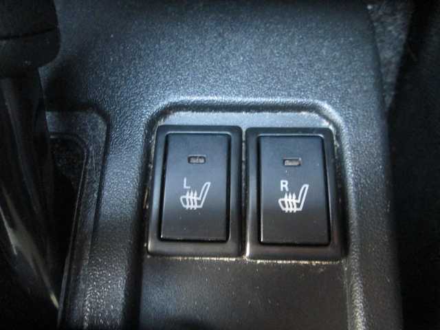 スズキ ジムニー XL 千葉県 2019(令1)年 2.8万km ブルーイッシュブラックパール3 ワンオーナー/純正SDナビ、フルセグTV(キャンセラー有)/バックカメラ/純正オーディオ【DVD/CD/BT/SD】/デュアルセンサーブレーキサポート/車線逸脱防止警報/ヘッドライトレベライザー/前席シートヒーター/ビルトインETC/スペアキー/取扱説明書/ナビ取扱説明書/新車時保証書