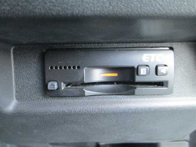 スズキ ジムニー XL 千葉県 2019(令1)年 2.8万km ブルーイッシュブラックパール3 ワンオーナー/純正SDナビ、フルセグTV(キャンセラー有)/バックカメラ/純正オーディオ【DVD/CD/BT/SD】/デュアルセンサーブレーキサポート/車線逸脱防止警報/ヘッドライトレベライザー/前席シートヒーター/ビルトインETC/スペアキー/取扱説明書/ナビ取扱説明書/新車時保証書