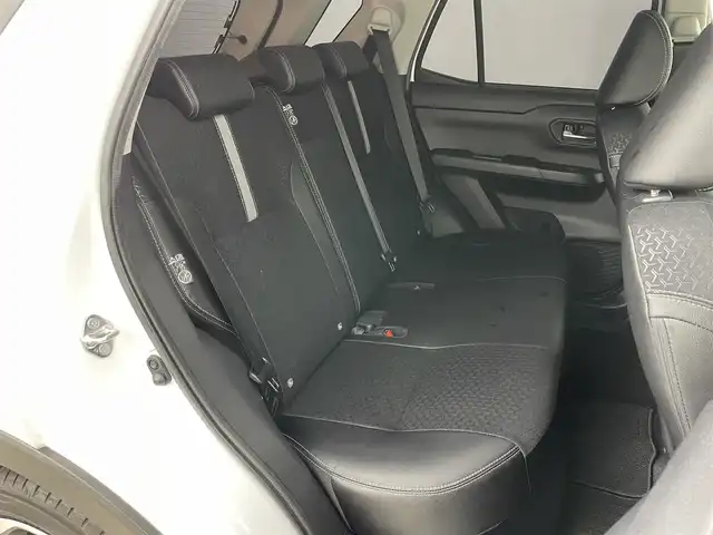 ダイハツ ロッキー プレミアム G HEV 岡山県 2022(令4)年 3.6万km ブラックマイカメタリック/シャイニングホワイトパール パノラマモニター/純正9インチナビ NMZN-Y72D9/地デジ/Bluetooth/CD/DVD/USB/ハーフレザーシート/シートヒーター/純正ドライブレコーダー/純正17インチアルミホイール/純正フロアマット/LEDヘッドライト/オートライト/オートハイビーム/リアフォグランプ/衝突軽減ブレーキ/レーダークルーズコントロール/プッシュスタート/スマートキー/オートホールド/踏み間違え防止