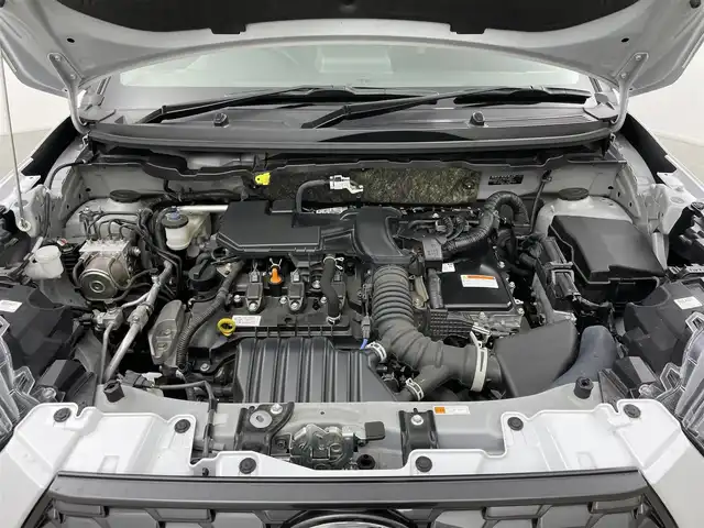 ダイハツ ロッキー プレミアム G HEV 岡山県 2022(令4)年 3.6万km ブラックマイカメタリック/シャイニングホワイトパール パノラマモニター/純正9インチナビ NMZN-Y72D9/地デジ/Bluetooth/CD/DVD/USB/ハーフレザーシート/シートヒーター/純正ドライブレコーダー/純正17インチアルミホイール/純正フロアマット/LEDヘッドライト/オートライト/オートハイビーム/リアフォグランプ/衝突軽減ブレーキ/レーダークルーズコントロール/プッシュスタート/スマートキー/オートホールド/踏み間違え防止