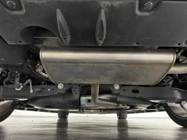 トヨタ プリウス ＰＨＶ Sナビパケ・セーフティプラス 三重県 2019(平31)年 6.8万km ホワイトパールクリスタルシャイン プラグインハイブリッド/FF/インパネCVT/純正 11.6インチ 縦型ナビ/（AM/FM/USB/iPod/Bluetooth/AUX/TV）/バックカメラ/モデリスタエアロ（F/S/R下）/ETC2.0/Toyota Safety Sense/・プリクラッシュセーフティ/・レーンディパーチャーアラート（操舵支援付）/・レーダークルコン/・オートハイビーム/・ふらつき検知機能/・ブラインドスポットモニター/インテリジェントクリアランスソナー（巻き込み警報機能付）/シンプルインテリジェントパーキングアシスト/など/装備/・本革シート/・シートヒーター（D/N）/・ステアリングヒーター/AC100Vアクセサリーコンセント（ヴィークルパワーコネクター付・V2H対応・コンセント2ヶ）/・オートエアコン/・オートライト/・4灯 LEDヘッドライト＆【OP】LEDフロントフォグランプ/・ステアリングスイッチ/・プッシュスタート/本革巻きステアリング/・スマートキーx1/・保/取/ナビ取/など/…特別仕様車 セーフティプラス 特別装備