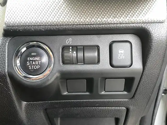 スバル レヴォーグ 1．6GT－S アイサイト 宮崎県 2014(平26)年 7.4万km クリスタルホワイトP 社外ナビゲーション/バックカメラ/アイサイトバージョン3/LEDヘッドライト/STIスポイラー/スマートキー/プッシュスタート/フォグランプ/パワーシート/ETC車載器/リヤスポイラー