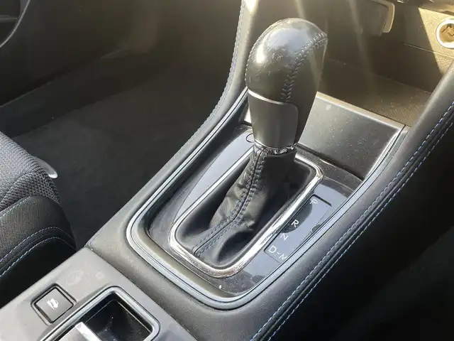 スバル レヴォーグ 1．6GT－S アイサイト 宮崎県 2014(平26)年 7.4万km クリスタルホワイトP 社外ナビゲーション/バックカメラ/アイサイトバージョン3/LEDヘッドライト/STIスポイラー/スマートキー/プッシュスタート/フォグランプ/パワーシート/ETC車載器/リヤスポイラー