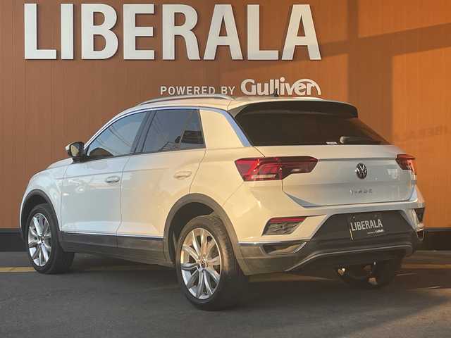 フォルクスワーゲン ＶＷ Ｔ－ロック TDI スポーツ 高知県 2021(令3)年 2.5万km ピュアホワイト 純正ナビ/【BT/FM/AM/フルセグTV】/バックカメラ/applecarplay/ACC/ブラインドスポット/純正18インチAW/LEDヘッドライト/電動リアゲート/クリアランスソナー/パドルシフト/ルーフレール/ハーフレザーシート/ETC/前後ドラレコ/電動パーキングブレーキ/ブレーキホールド/LEDヘッドライト/オートライト/スマートキー/プッシュスタート