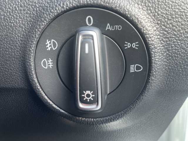 フォルクスワーゲン ＶＷ Ｔ－ロック TDI スポーツ 高知県 2021(令3)年 2.5万km ピュアホワイト 純正ナビ/【BT/FM/AM/フルセグTV】/バックカメラ/applecarplay/ACC/ブラインドスポット/純正18インチAW/LEDヘッドライト/電動リアゲート/クリアランスソナー/パドルシフト/ルーフレール/ハーフレザーシート/ETC/前後ドラレコ/電動パーキングブレーキ/ブレーキホールド/LEDヘッドライト/オートライト/スマートキー/プッシュスタート