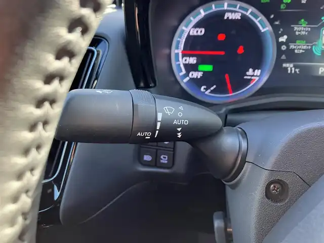 トヨタ クラウン ハイブリッド RS アドバンス 三重県 2018(平30)年 2.4万km ホワイトパールクリスタルシャイン 登録時走行距離23928km/車検R9年2月9日/カロッツェリア後席モニター(D/N席)/♪Toyota Safety Sense/ ・PCS(プリクラッシュセーフティ)/ ・LTA(レーントレーシングアシスト)/ ・オートマチックハイビーム/ ・RSA(ロードサインアシスト)/ ・レーダークルーズコントロール/ ・先行車発進告知機能/♪BSM(ブラインドスポットモニター)/♪RCTA(リアクロストラフィックアラート)/♪RCD(リヤカメラディテクション)/♪デジタルインナーミラー/♪GPSレーダー/♪ヘッドアップディスプレイ/♪クリアランスソナー/♪純正メーカーナビ/ ・フルセグ・Bluetooth/ ・CD/DVD再生・録音機能/ ・ミラキャスト・AUX・USB/♪オートブレーキホールド/♪ハーフレザーシート/♪D/N席パワーシート/♪D/N席シートヒーター/♪ステアリングヒーター/♪純正18インチAW/♪LEDヘッドライト/♪LEDフォグライト/♪オートライト/♪オートワイパー/♪オートリトラクタブルミラー/♪ウィンカーミラー/♪革巻きステアリング/♪パドルシフト/♪ステアリングスイッチ/♪フロアマット/♪スモークフィルム/♪ビルトインETC2.0/♪AC100V/♪サイド/カーテン/ニーエアバック