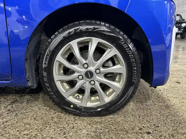 ダイハツ ウェイク X SA 青森県 2015(平27)年 9.7万km ブルーメタリック 4WD/寒冷地仕様/片側パワースライドドア/純正14AW夏タイヤ積込（155/65/14）/純正フロアマット/フォグランプ/ベンチシート/D席シートヒーター/オートライト/アイドリングストップ/横滑り防止機能/衝突軽減ブレーキ/盗難防止警報/KENWOODカーオーディオ/【AM/FM/CD/MD】/エンジンスターター/取扱説明書/保証書