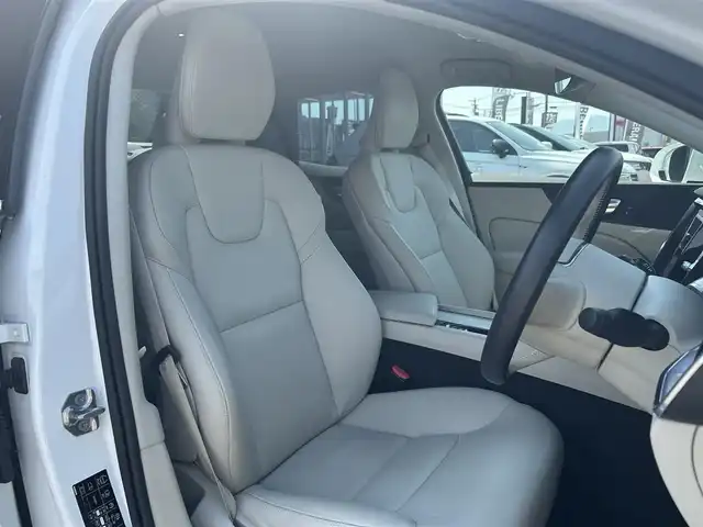 ボルボ Ｓ６０ 滋賀県 2020(令2)年 4.3万km パール HDDナビ/フルセグテレビ/アイドリングストップ/レザーシート（白）/シートヒーター/電動シート/全周囲カメラ/ドラレコ/ブラインドスポットセンサー/ETC/追従クルーズコントロール