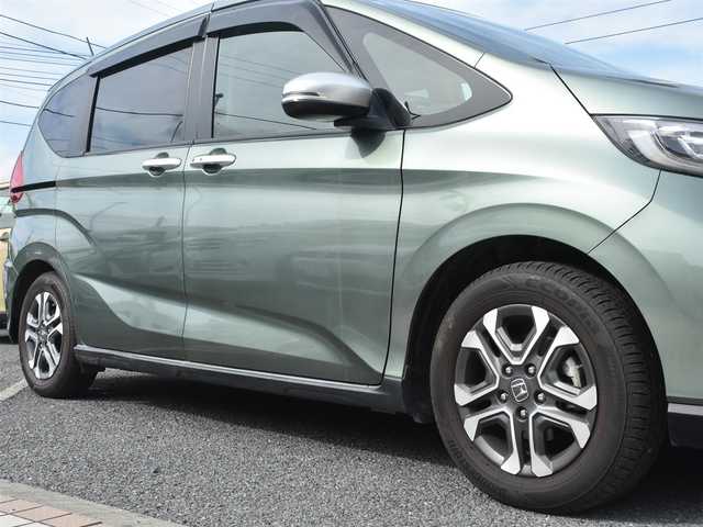 ホンダ フリード＋ クロスター ホンダセンシング 神奈川県 2019(令1)年 2.9万km シルバーミストグリーンM ワンオーナー/純正メモリナビ/フルセグテレビ/バックカメラ/アダプティブクルーズコントロール/プッシュスタート/スマートキー/両側パワースライドドア/ETC/LEDヘッドライト/スペスマートキー/保証書/取説/ナビ説/記録(R.2.3.5)
