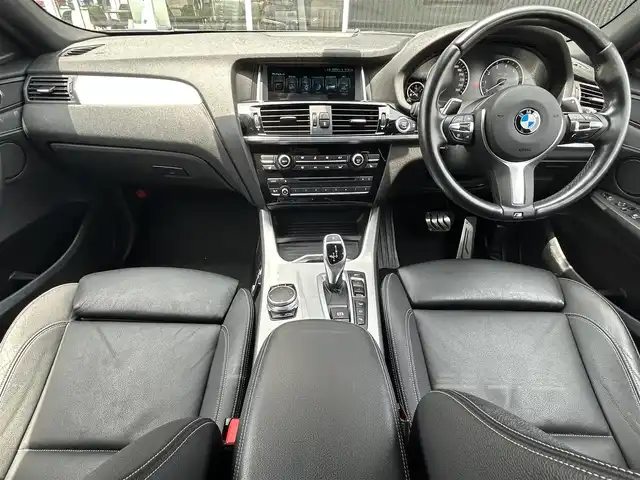 ＢＭＷ Ｘ４ ブラックアウト 福岡県 2017(平29)年 6.3万km サファイアブラックP インテリジェントセーフティ/サンルーフ/アダプティブクルーズコントロール/ブラインドスポットモニター/ヘッドアップディスプレイ/黒革シート/シートヒーター/純正ナビ/フルセグTV/Bluetooth/バックカメラ/パワーバックドア/LEDヘッドライト/オートライト/フロントフォグランプ/リアフォグランプ/前後ドライブレコーダー/純正19インチアルミホイール/ミラー一体型ETC/取扱説明書/スペアキー×1