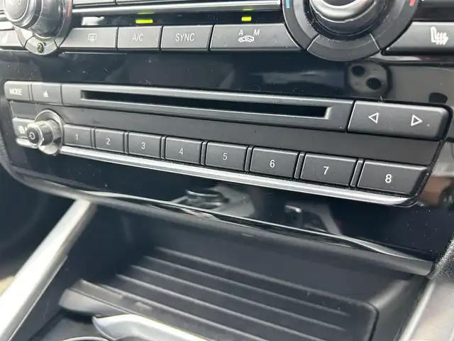 ＢＭＷ Ｘ４ ブラックアウト 福岡県 2017(平29)年 6.3万km サファイアブラックP インテリジェントセーフティ/サンルーフ/アダプティブクルーズコントロール/ブラインドスポットモニター/ヘッドアップディスプレイ/黒革シート/シートヒーター/純正ナビ/フルセグTV/Bluetooth/バックカメラ/パワーバックドア/LEDヘッドライト/オートライト/フロントフォグランプ/リアフォグランプ/前後ドライブレコーダー/純正19インチアルミホイール/ミラー一体型ETC/取扱説明書/スペアキー×1
