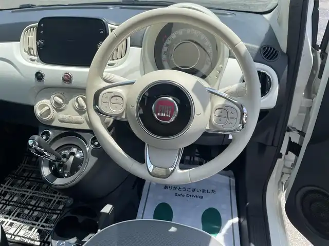 フィアット ５００Ｃ 1．2 ポップ 神奈川県 2021(令3)年 1.9万km 白