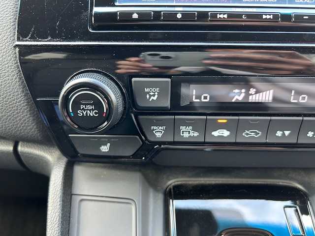 ホンダ ＣＲ－Ｖ EX・ブラックエディション 青森県 2020(令2)年 7.8万km クリスタルブラックパール 1オーナー車両/限定車Black Edition/・専用フロントグリル/・ヘッドライトエクステンション/・ブラッククリア塗装18インチアルミホイール/・専用本革ステアリングホイール/・専用本革セレクトレバー/・木目調パネル/・メーターバイザー/本革シート（Black Editionロゴ入り）/寒冷地仕様 /電動パノラミックサンルーフ/純正SDナビ（VRU-205CUi)/ハンズフリー電動リアゲート/前後ドラレコ/ETC2.0/ハンドルヒーター/全席シートヒーター/BSM/純正OPエンジンスターター/純正フロアマット/D＋N席パワーシート（シートメモリー機能付き）/ホンダセンシング