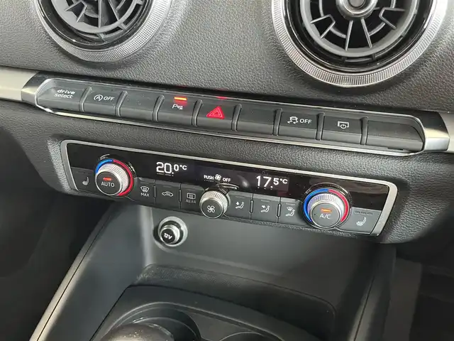 アウディ Ｓ３ スポーツバック 山形県 2020(令2)年 3.8万km グレイシアホワイトメタリック 4WD/アシスタンスパッケージ/・Audiサイドアシスト/・ハイビームアシスト/AudiMMIナビゲーション/・CD/DVD/フルセグTV/Bluetooth/USB/ドライブセレクト/バーチャルコックピット/レイン/ライトセンサー/マトリクスLEDヘッドライト/ナッパレザーシート/Audiプレセンス/速度警告/純正前後ドライブレコーダー /レーダー感知