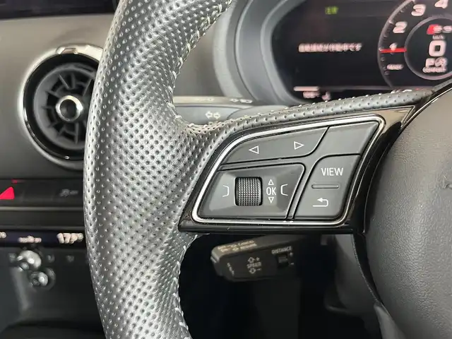 アウディ Ｓ３ スポーツバック 山形県 2020(令2)年 3.8万km グレイシアホワイトメタリック 4WD/アシスタンスパッケージ/・Audiサイドアシスト/・ハイビームアシスト/AudiMMIナビゲーション/・CD/DVD/フルセグTV/Bluetooth/USB/ドライブセレクト/バーチャルコックピット/レイン/ライトセンサー/マトリクスLEDヘッドライト/ナッパレザーシート/Audiプレセンス/速度警告/純正前後ドライブレコーダー /レーダー感知