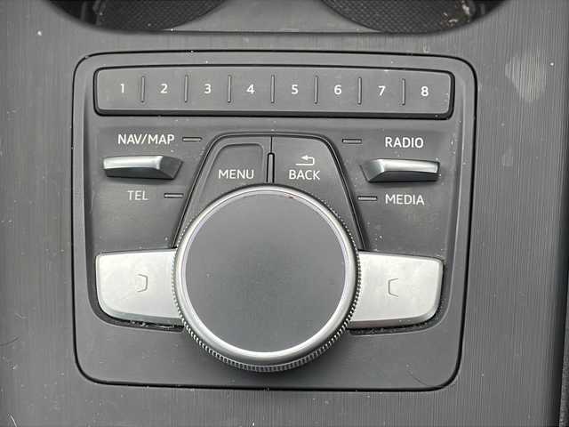 アウディ Ｓ５ スポーツバック 三重県 2018(平30)年 9.2万km グレイシアホワイトメタリック 純正ナビ /全周囲 /サンルーフ /本革シート/ビルトインETC /前方ドライブレコーダー/パーキングアシスト /前後コーナーセンサー /パワーバックドア /前席シートヒーター /前席パワーシート /クルーズコントロール /レーダー探知機 /革巻きステアリング/ステアリングスイッチ/LEDヘッドライト/電動格納ミラー/禁煙車