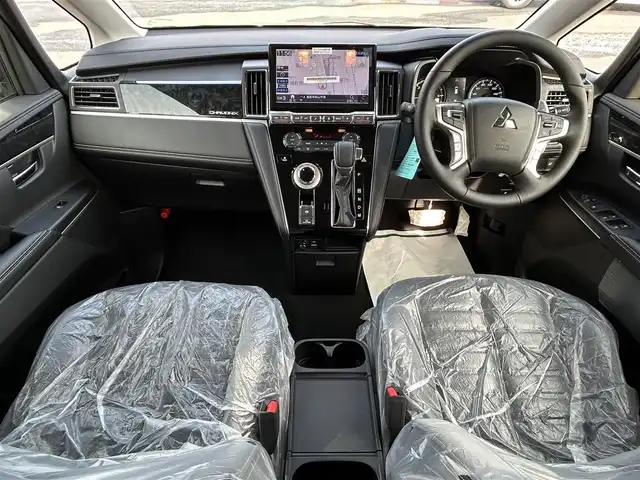 三菱 デリカＤ：５ シャモニー 福島県 2025(令7)年 0.1千km ブラックダイヤモンド CHAMONIX (8人)　/4WD　e-Assist/ALPINE　D:5専用11型ナビゲーション/「DTV/DVD/CD/AM/FM/USB/BT/HDMI」/アラウンドビューカメラ/アダプティブクルーズコントロール/運転席パワーシート/前席シートヒーター・エアシート/ステアリングヒーター/ステアリングリモコン/パドルシフト/両側電動スライドドア/電動パーキングブレーキ/オートLEDヘッドライト/プッシュスタート/キーレスエントリー/アイドリングストップ